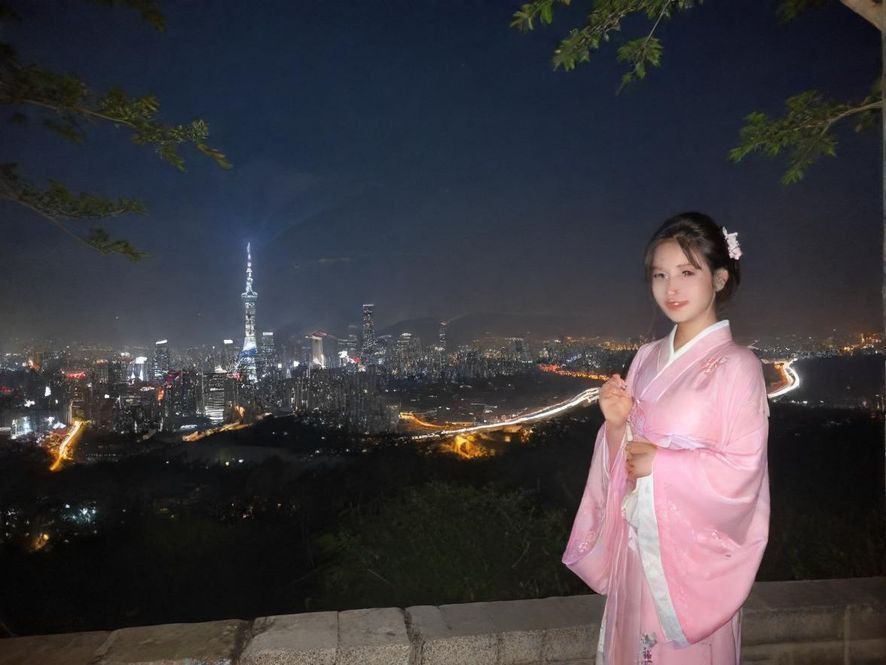 深圳龙华高端会所夜景